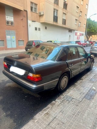 Mercedes-Benz Clase 260E 1987