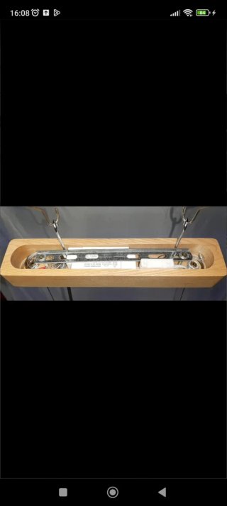 Lámpara LED madera fresno