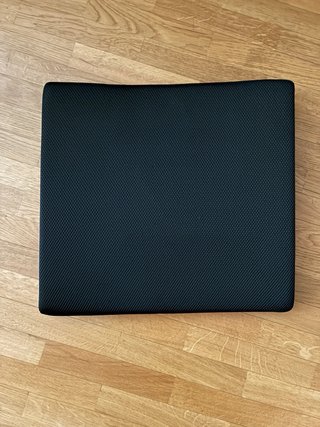 Silla de ruedas eléctrica ligera y plegable