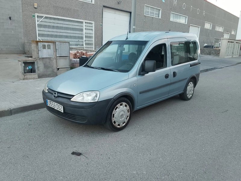 Opel Combo 2008 - foto 1