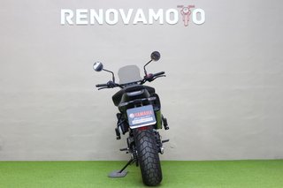 HUSQVARNA 801 SVARTPILEN