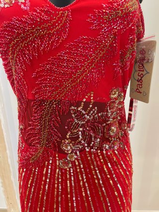 Vestido fiesta rojo y dorado