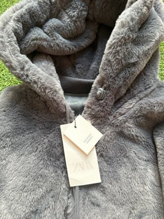 Chaqueta Zara reversible pelo teddy