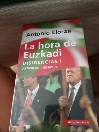 La hora de Euskadi (Spanish Edition)