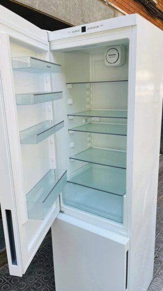 Nevera Miele Blanca
