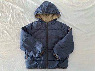 Abrigos niño T 104 (lote de 2)