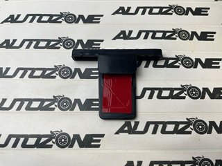 Emblema Mercedes AMG rojo parrilla panamericana