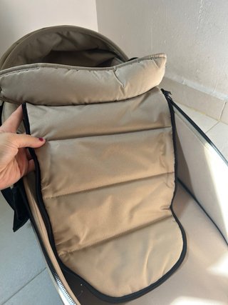 Capazo Yoyo Babyzen Beige con Adaptadores y bolsa
