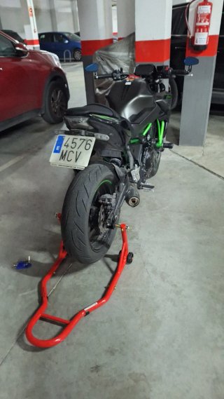 Kawasaki Z650 A2 2023 Negro/Verde