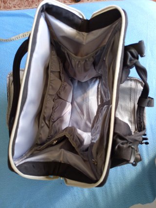 Mochila Pañalera BabbleRoo Beige y Negra