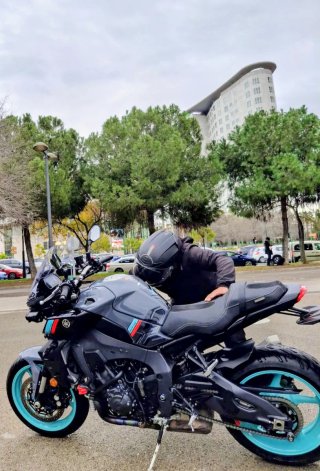 Yamaha MT-10 Naked Moto