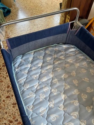 Cuna para bebé con colchón