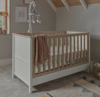 Maxi Cuna Mamas Papas converti en cama con colchón