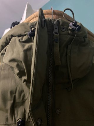 Abrigo Helly Hansen Verde Militar