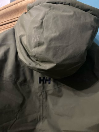 Abrigo Helly Hansen Verde Militar