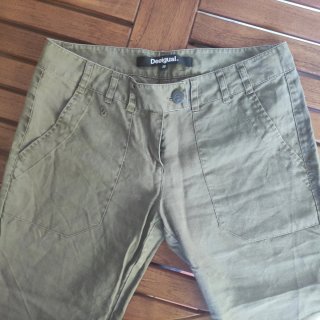 Pantalones Desigual verde caqui