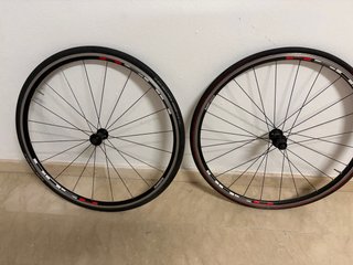 Ruedas de Bicicleta Shimano wH-R501