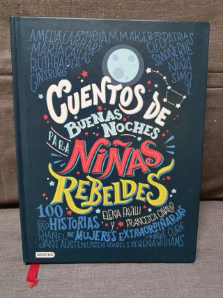Libro Cuentos de buenas noches para niñas rebeldes