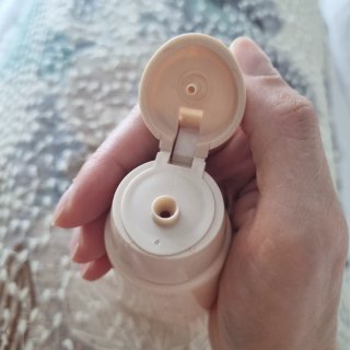 Crema de manos Shiseido Advanced Essential Energy