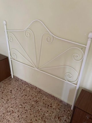 Cabecero de cama metálico blanco