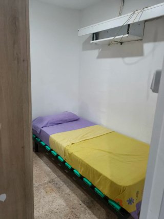 Alquilo habitación económica y ambiente familiar