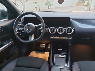 Mercedes-Benz GLA 2024