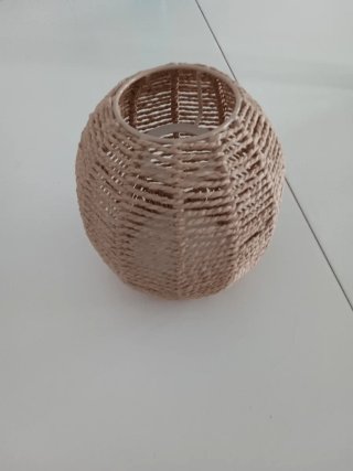 Dos lamparas de mimbre +una pequeña de regalo cada