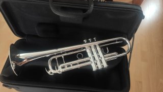 TROMPETA YAMAHA XENO 8335  Plateada