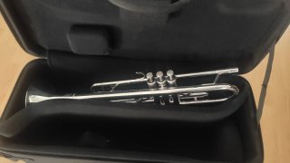 TROMPETA YAMAHA XENO 8335  Plateada