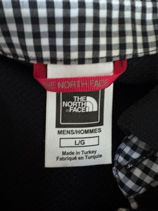 Camiseta The North Face manga larga negra