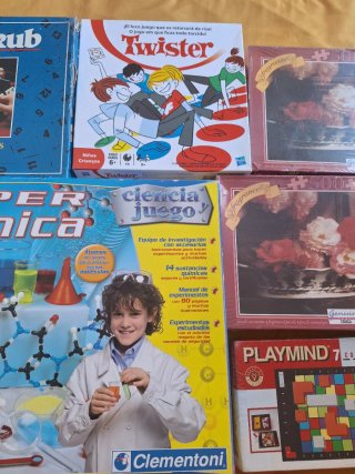 Lote Juegos de Mesa: Rummikub, Twister, Química