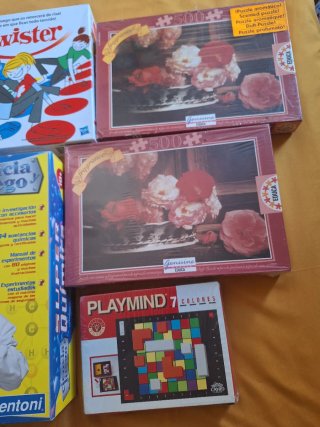 Lote Juegos de Mesa: Rummikub, Twister, Química