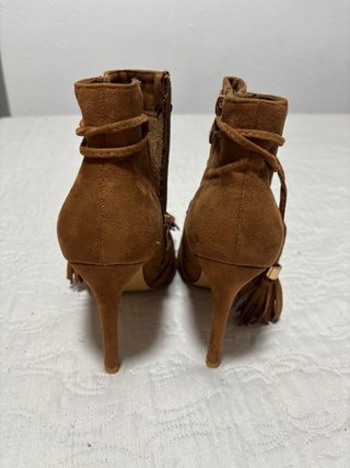 Botines Jessy Talla 39 Marrones
