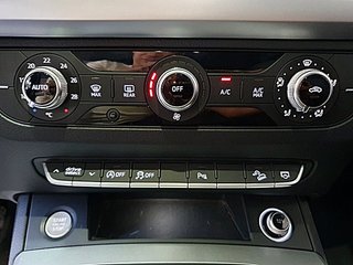 Audi Q5 2.0 TDI, AUT, Navi, xenon, DVD, senso park