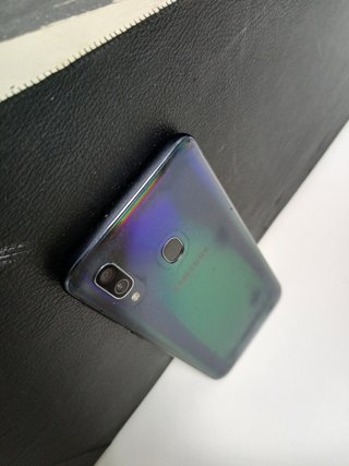 Samsung Galaxy A40 Económico