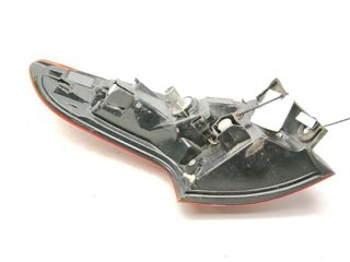 Piloto trasero derecho nissan qashqai 1.5 22241726