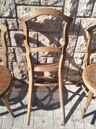 4 Sillas isabelinas con metodoThonet