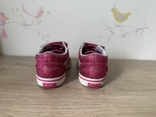 Vans niña fucsia glitter 25