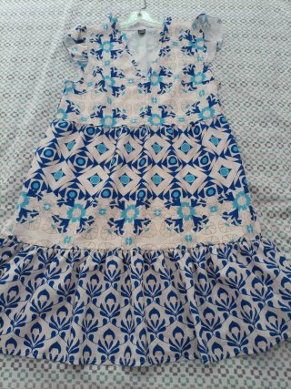 Vestido estampado azul y blanco