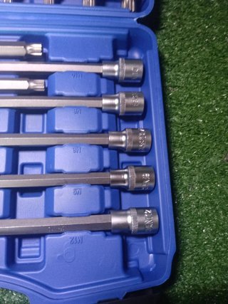 Kit 26 Pz Estrattori Bulloni Spaccati