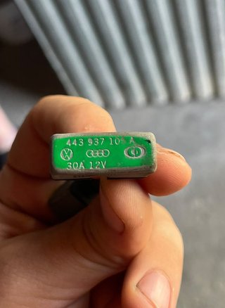 Fusible VAG 443 937 10 A 30A 12V