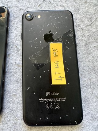 iPhone 8 64GB *2 y iPhone 7 32GB Negro
