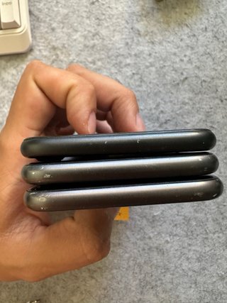 iPhone 8 64GB *2 y iPhone 7 32GB Negro