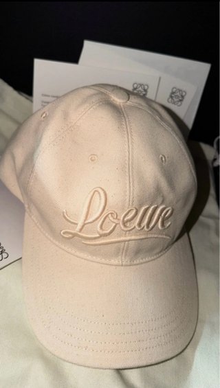 Gorra Loewe Beige sin estrenar talla 56