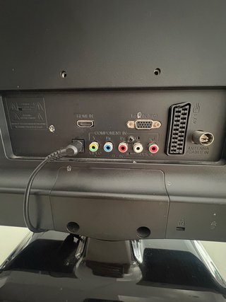 Monitor LG 22'' con mando