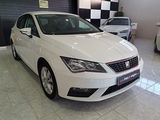 SEAT Leon 110cv, Carplay, 6 vel, sensor aparc, 16"