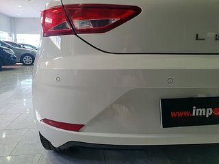 SEAT Leon 110cv, Carplay, 6 vel, sensor aparc, 16"