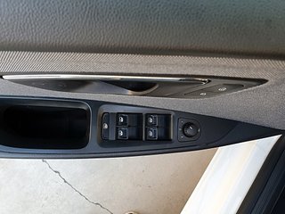 SEAT Leon 110cv, Carplay, 6 vel, sensor aparc, 16"