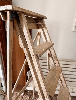 Escalera vintage haya maciza pp. siglo XX
