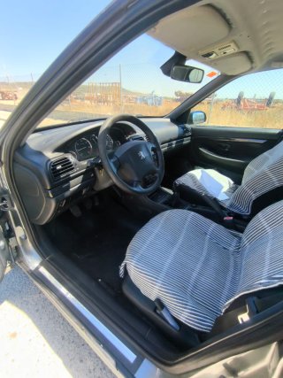 Peugeot 406 2003